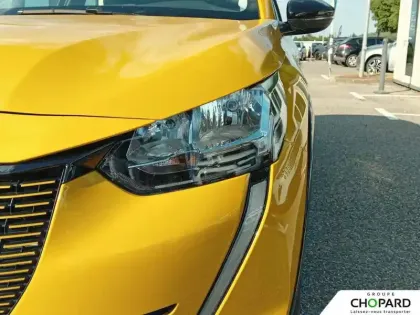 Photo 21 Peugeot 208  Electrique 50 kWh 136ch