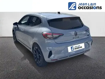 Photo 6 Renault Clio  E-Tech full hybrid 145