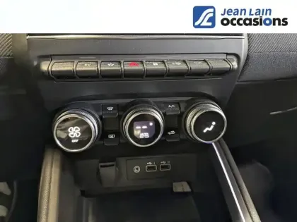 Photo 14 Renault Clio  E-Tech full hybrid 145