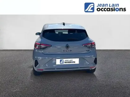 Photo 5 Renault Clio  E-Tech full hybrid 145