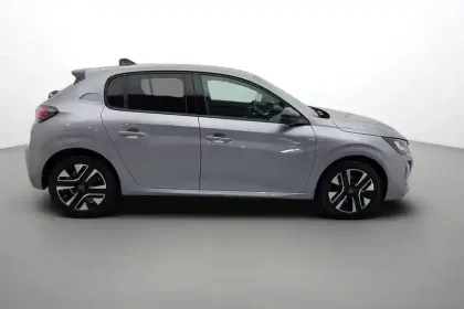 Photo 38 Peugeot 208  100 S&S BVM6