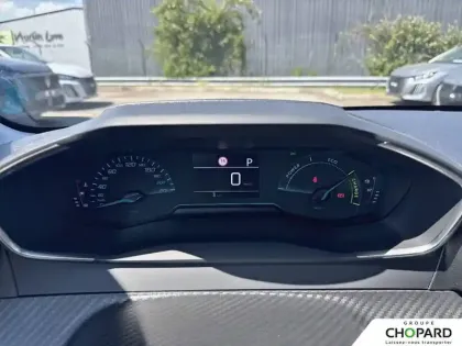 Photo 18 Peugeot 208  Hybrid 110 ch e-DCS6