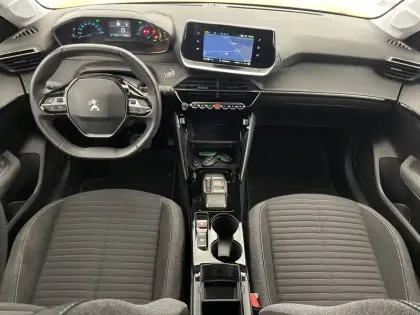 Photo 23 Peugeot 208  Electrique 50 kWh 136ch