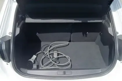 Photo 8 Peugeot 208  Electrique 50 kWh 136ch