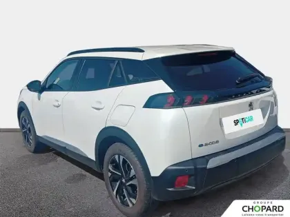 Photo 6 Peugeot 2008  Electrique 136 ch