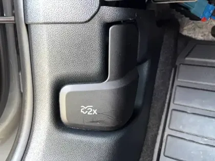 Photo 25 Ford Kuga  2.5 Duratec 180 ch FlexiFuel FHEV E85 Powershift