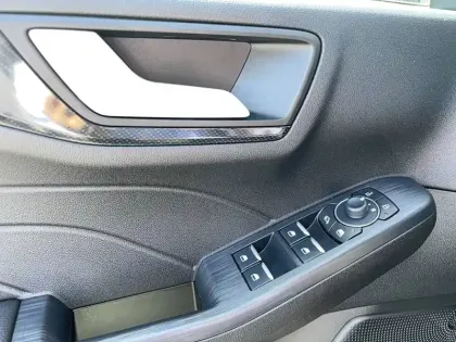 Photo 24 Ford Kuga  2.5 Duratec 180 ch FlexiFuel FHEV E85 Powershift