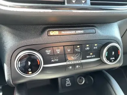 Photo 28 Ford Kuga  2.5 Duratec 180 ch FlexiFuel FHEV E85 Powershift