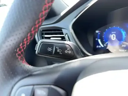 Photo 22 Ford Kuga  2.5 Duratec 180 ch FlexiFuel FHEV E85 Powershift