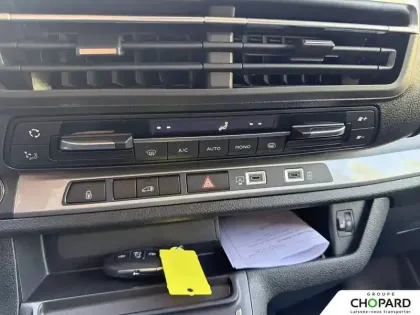 Photo 16 Opel Vivaro  FGN SPORTIVE DIESEL 180 CH M AUTOMATIQUE