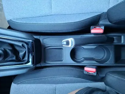 Photo 25 Renault Clio  Blue dCi 100 ch GSR2