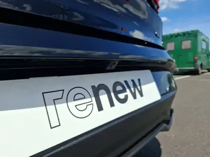Photo 6 Renault Clio  E-Tech full hybrid 160 ch