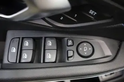 Photo 9 BMW Serie 3 320d 190 ch BVA8