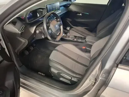 Photo 9 Peugeot 208  PureTech 100 S&S BVM6