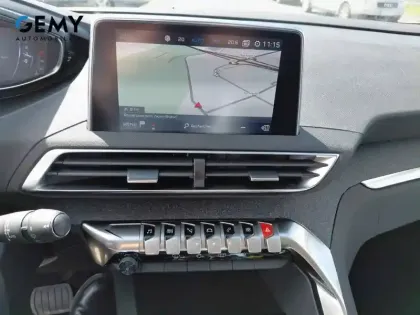 Photo 13 Peugeot 3008  Puretech 130ch S&S EAT8