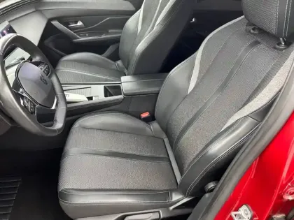 Photo 29 Peugeot 308  SW PHEV 180 e-EAT8