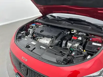 Photo 33 Peugeot 308  SW PHEV 180 e-EAT8