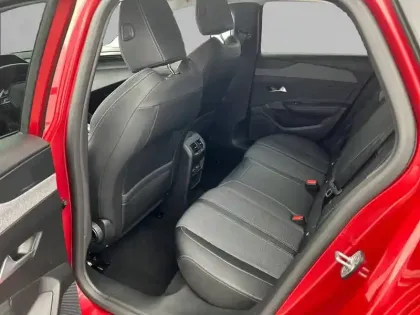 Photo 30 Peugeot 308  SW PHEV 180 e-EAT8