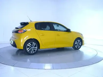 Photo 40 Peugeot 208  PureTech 100 S&S BVM6