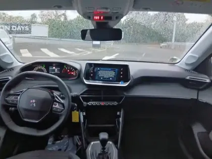 Photo 7 Peugeot 208  PureTech 100 S&S BVM6