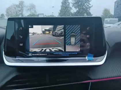 Photo 12 Peugeot 208  PureTech 100 S&S BVM6