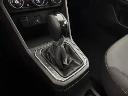 Photo 25 Dacia Jogger  Hybrid 140 7 places GSR2