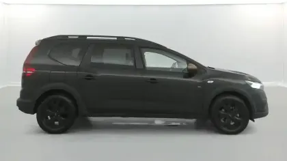 Photo 18 Dacia Jogger  Hybrid 140 7 places GSR2