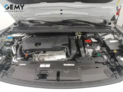 Photo 34 Peugeot 308  PHEV 180 e-EAT8