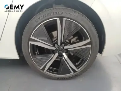 Photo 29 Peugeot 308  PHEV 180 e-EAT8