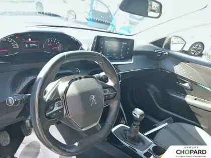 Photo 11 Peugeot 208  PureTech 100 S&S BVM6