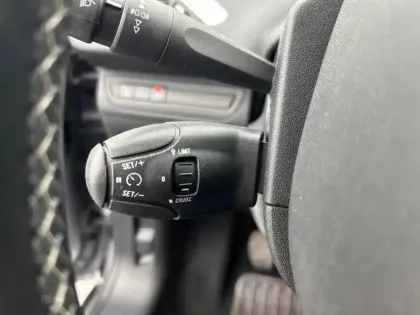 Photo 19 Peugeot 2008  1.2 PureTech 82ch BVM5