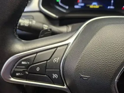 Photo 21 Renault Captur  Blue dCi 115 EDC