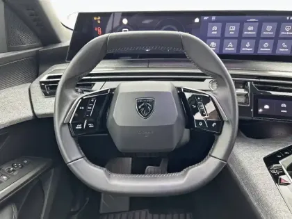 Photo 8 Peugeot 3008  Electrique 210 ch 73 kWh