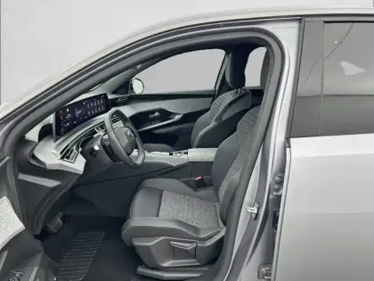 Photo 10 Peugeot 3008  Electrique 210 ch 73 kWh