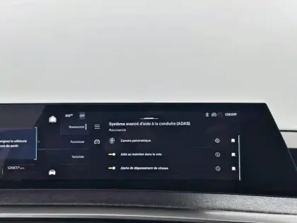 Photo 22 Peugeot 3008  Electrique 210 ch 73 kWh