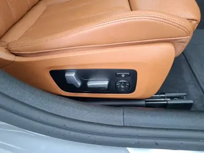 Photo 50 BMW Serie 8 Gran Coupe 840d xDrive 340 ch BVA8