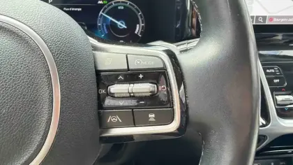 Photo 15 Kia Sorento  1.6 T-GDi Hybride Rechargeable 265 ch 5pl 4x4 BVA6