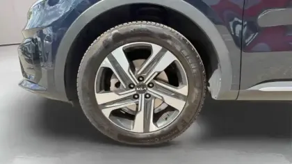 Photo 8 Kia Sorento  1.6 T-GDi Hybride Rechargeable 265 ch 5pl 4x4 BVA6