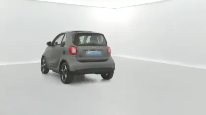 Photo 11 Smart Fortwo  Coupé 82 ch