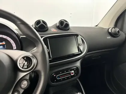 Photo 20 Smart Fortwo  Coupé 82 ch