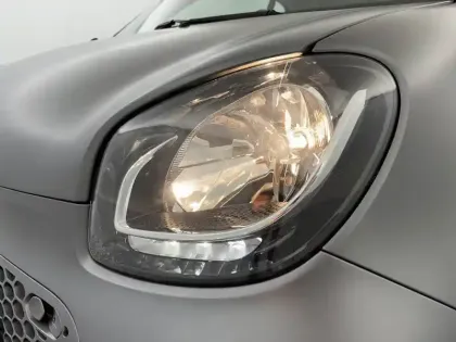 Photo 31 Smart Fortwo  Coupé 82 ch