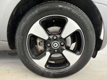 Photo 28 Smart Fortwo  Coupé 82 ch