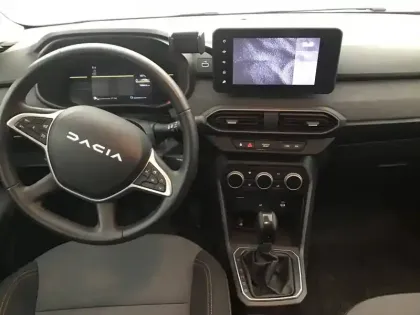 Photo 7 Dacia Jogger  Hybrid 140 7 places GSR2