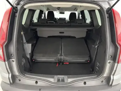 Photo 33 Dacia Jogger  Hybrid 140 7 places GSR2