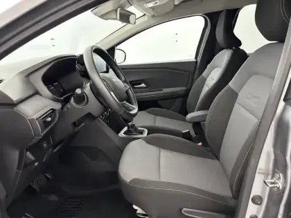 Photo 24 Dacia Jogger  Hybrid 140 7 places GSR2