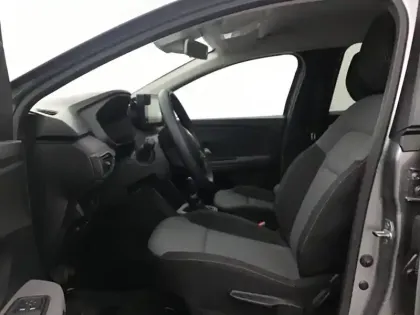 Photo 12 Dacia Jogger  Hybrid 140 7 places GSR2