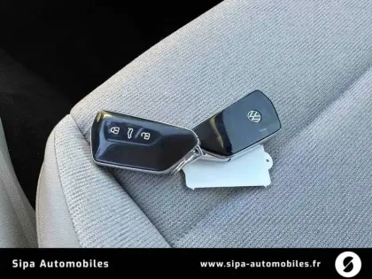 Photo 24 Volkswagen Golf  1.5 eTSI OPF 130 DSG7
