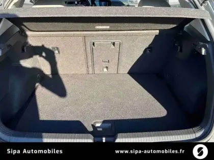 Photo 9 Volkswagen Golf  1.5 eTSI OPF 130 DSG7