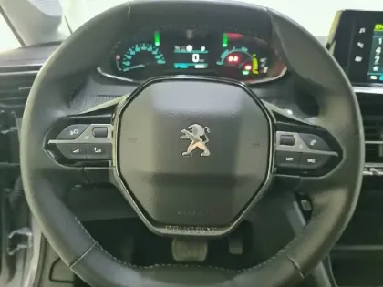Photo 29 Peugeot 208  Electrique 50 kWh 136ch