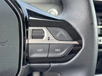 Photo 17 Peugeot 208  Electrique 50 kWh 136ch